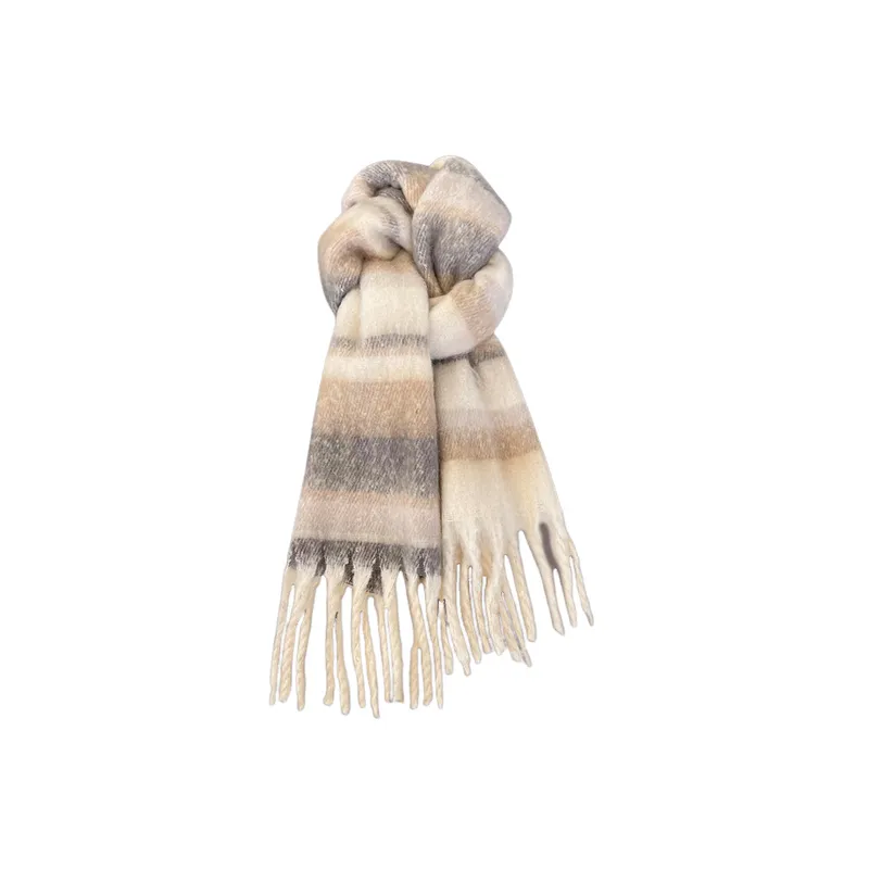 Simple Funky Knit Scarf-0