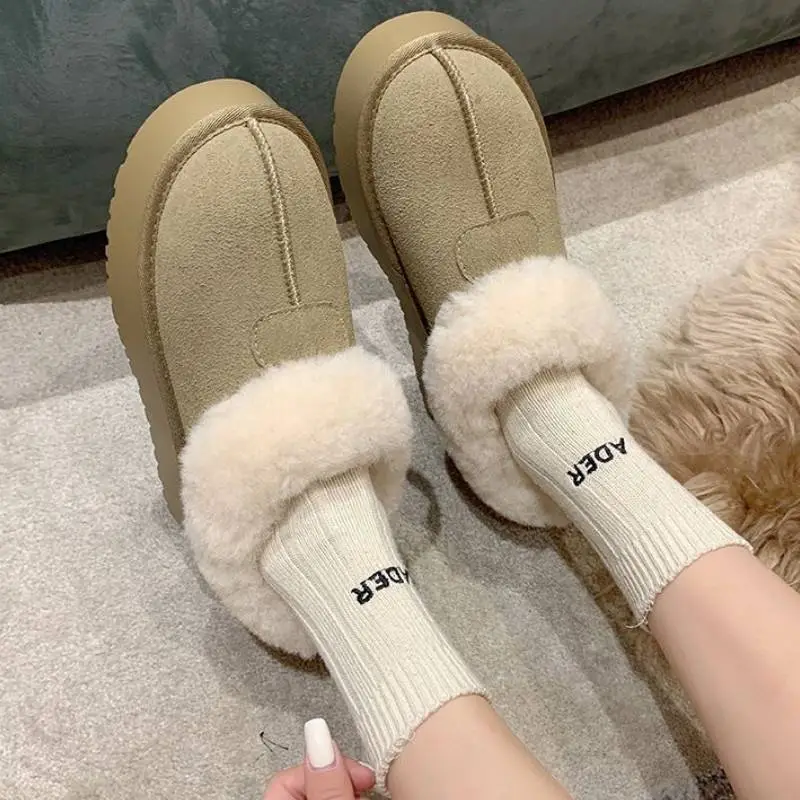 Fashionable Basics Snow Boots-2