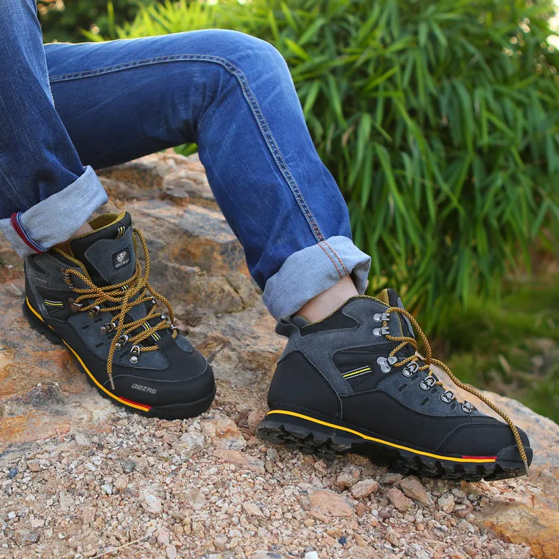 Simple Sporty Outdoor Boots-1