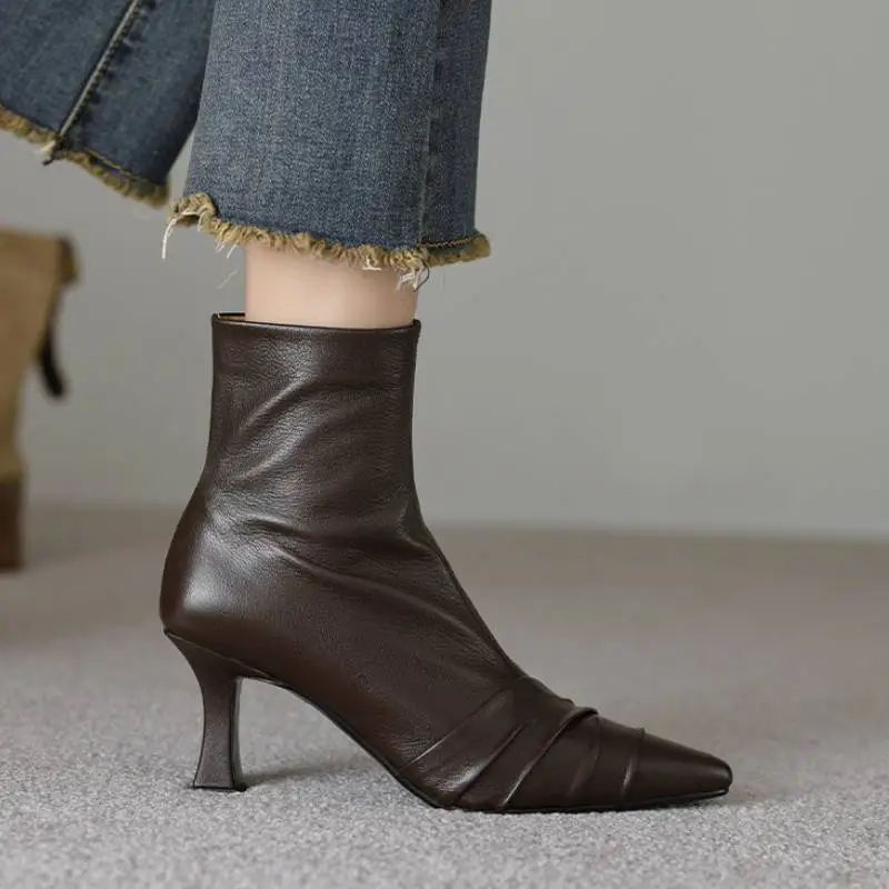 Elegant Fashionable Ankle Boots-2