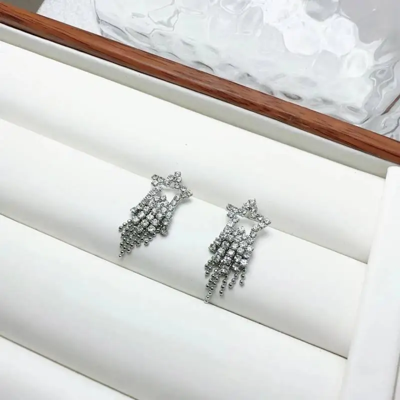 Fashionable Funky Ear Stud-4