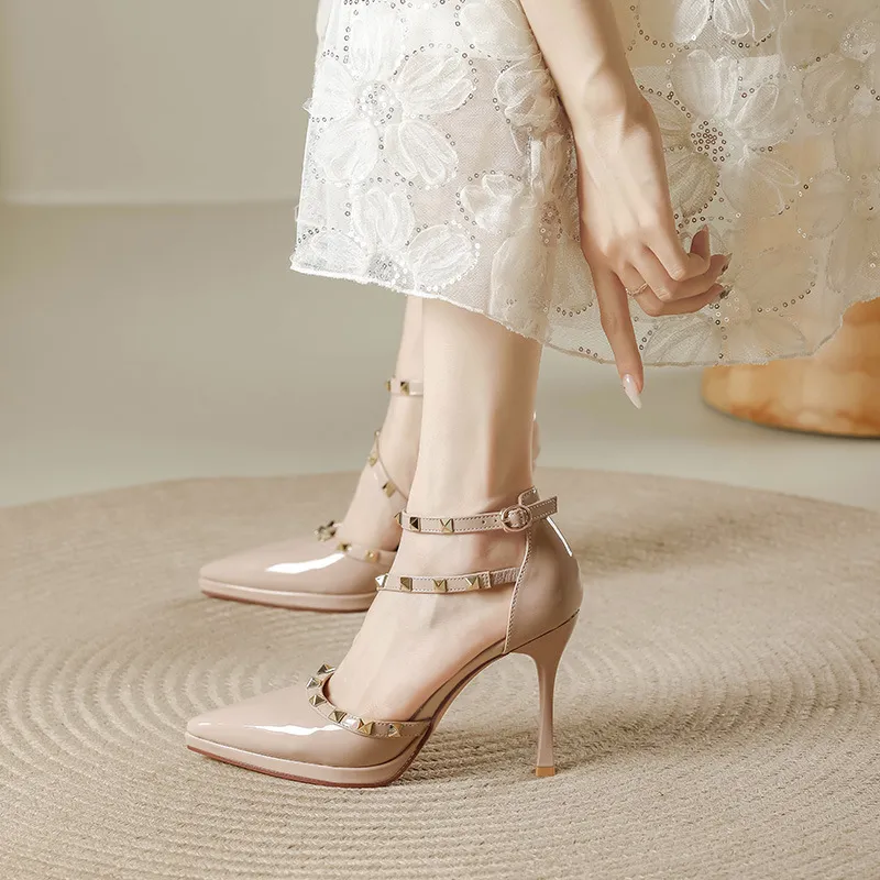 Fashionable Studded High Heels-4