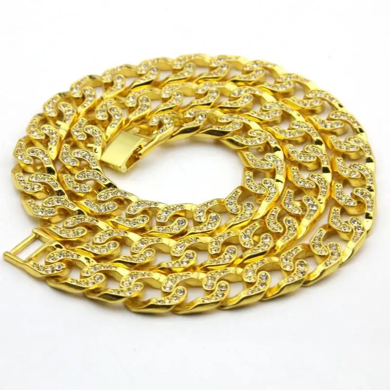 Fashionable Elegant Necklace-1