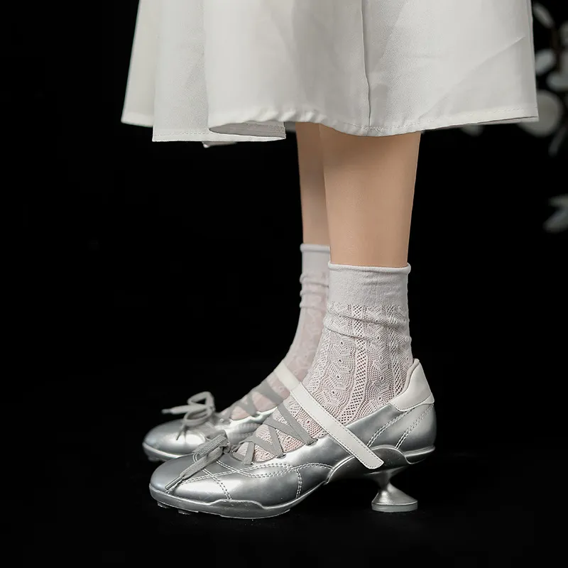 Fashionable Sporty Mary Jane Shoes-1