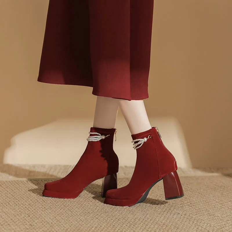 Fashionable Pearls High Heels-2