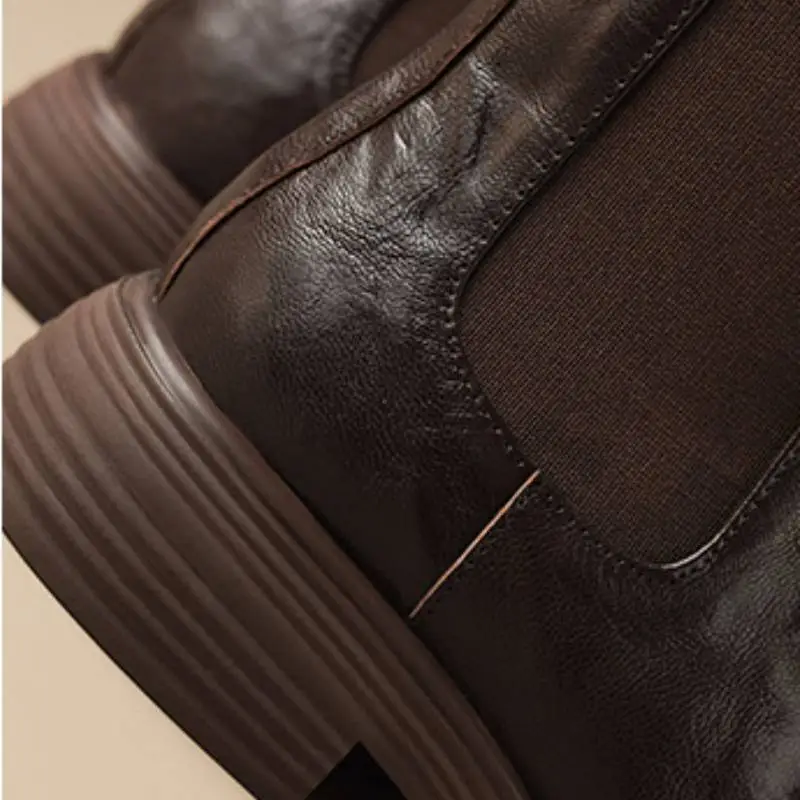 Simple Plain Chelsea Boot-3
