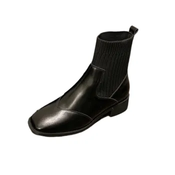 Simple Plain Chelsea Boot