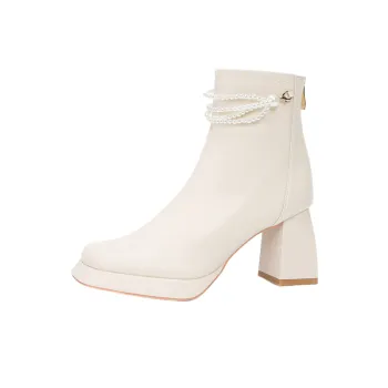 Fashionable Pearls High Heels