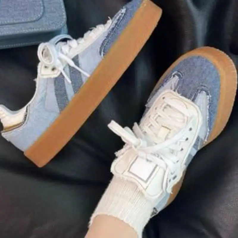 Fashionable Maximum Comfort Skateboarding Shoes-2