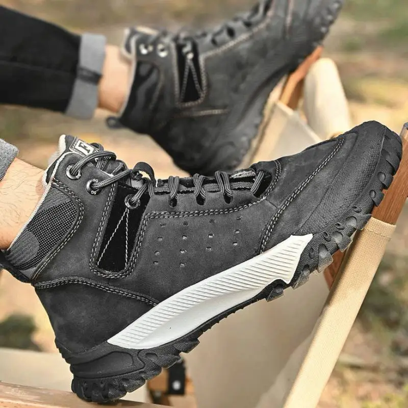Lightweight Breathable Outdoor Boots-2