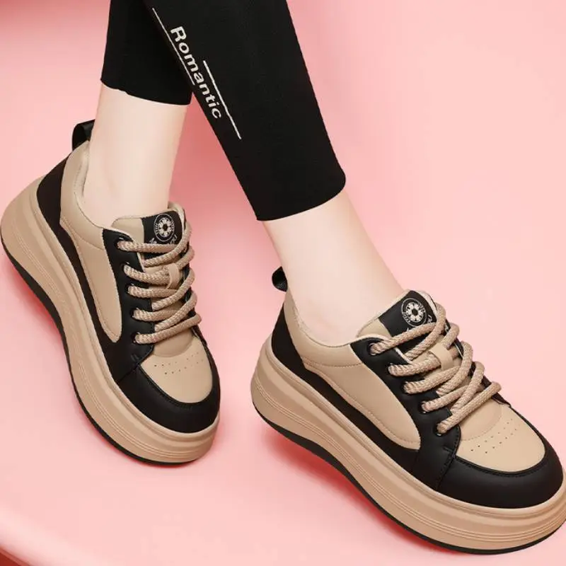 Retro Simple Stylish Skateboarding Shoes-3