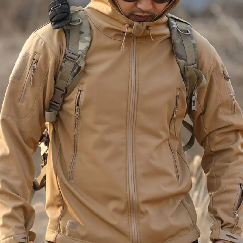 Fashionable Camo Outdoor Jacket-1