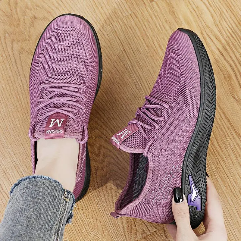 Simple Breathable Lifestyle Shoes-2