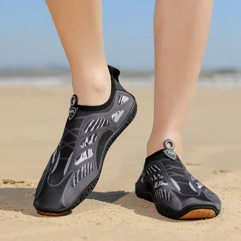 Casual Lightweight River Trekking Shoes-1