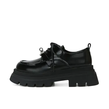 Simple Funky Loafer