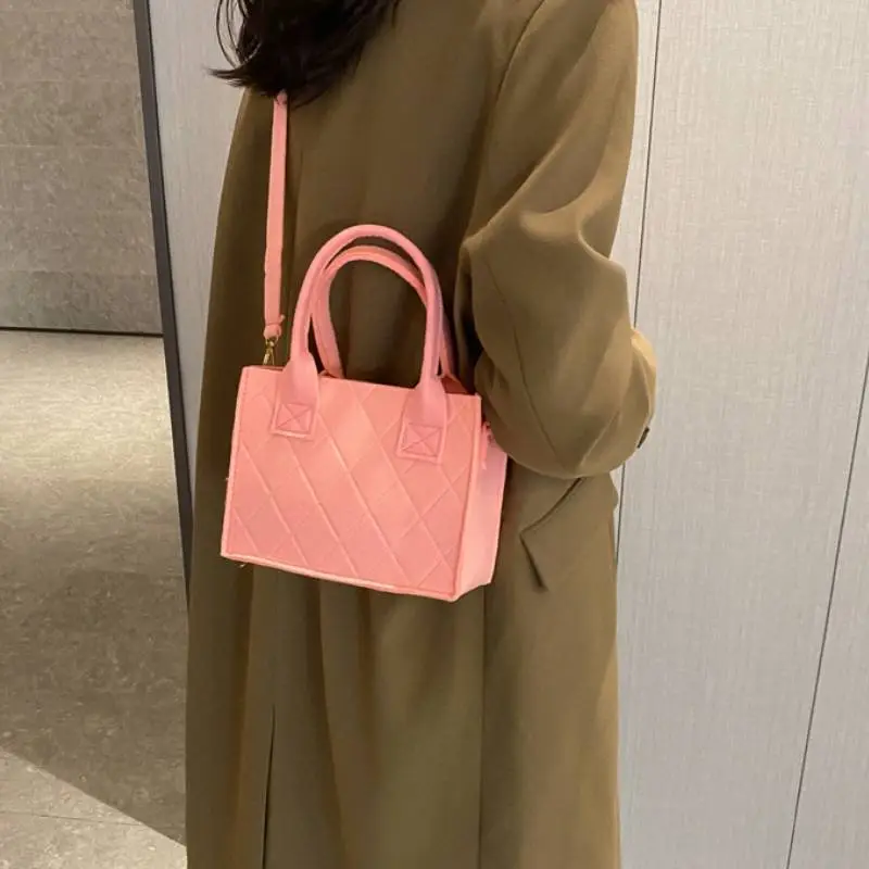 Fashionable Simple Crossbody Bag-11