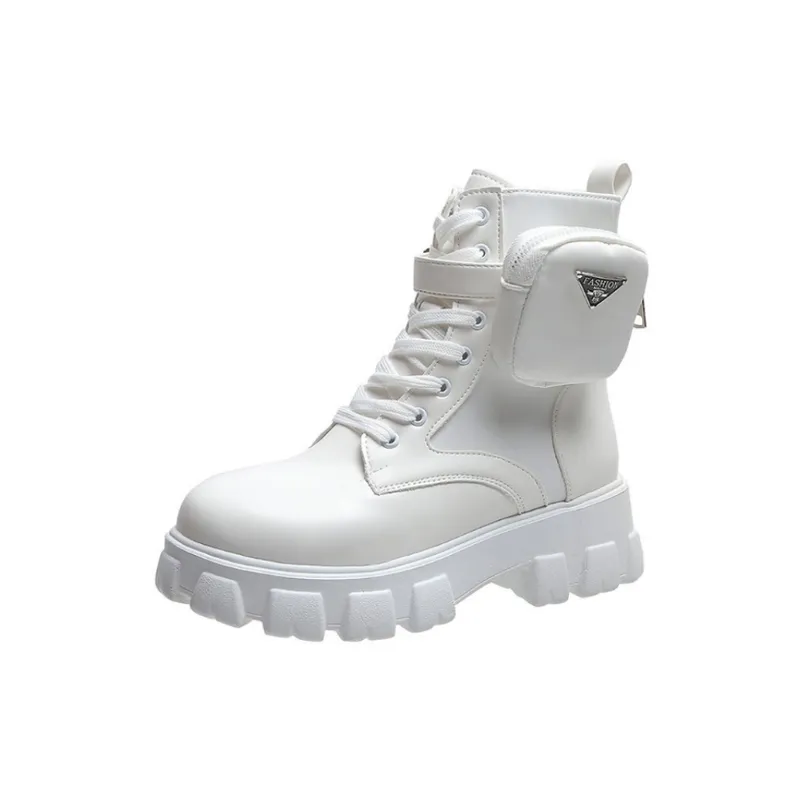 Sporty Loose Martin Boot