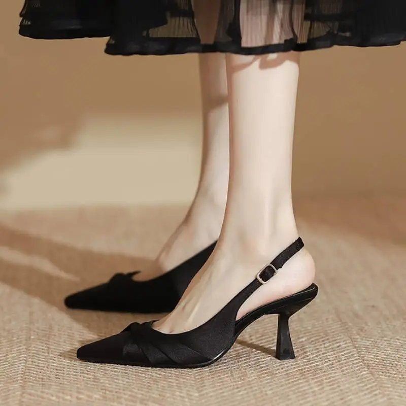 Fashionable Long Lasting High Heels-4