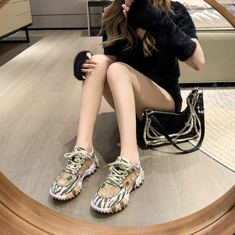 Fashion Sports Chunky Sneakers-1
