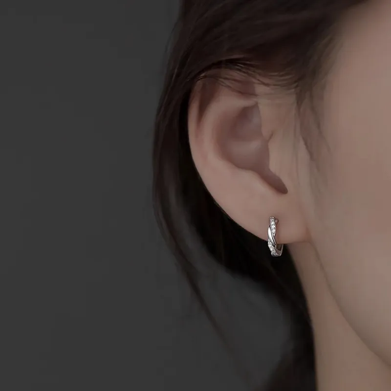 Simple Trendy Earring-1