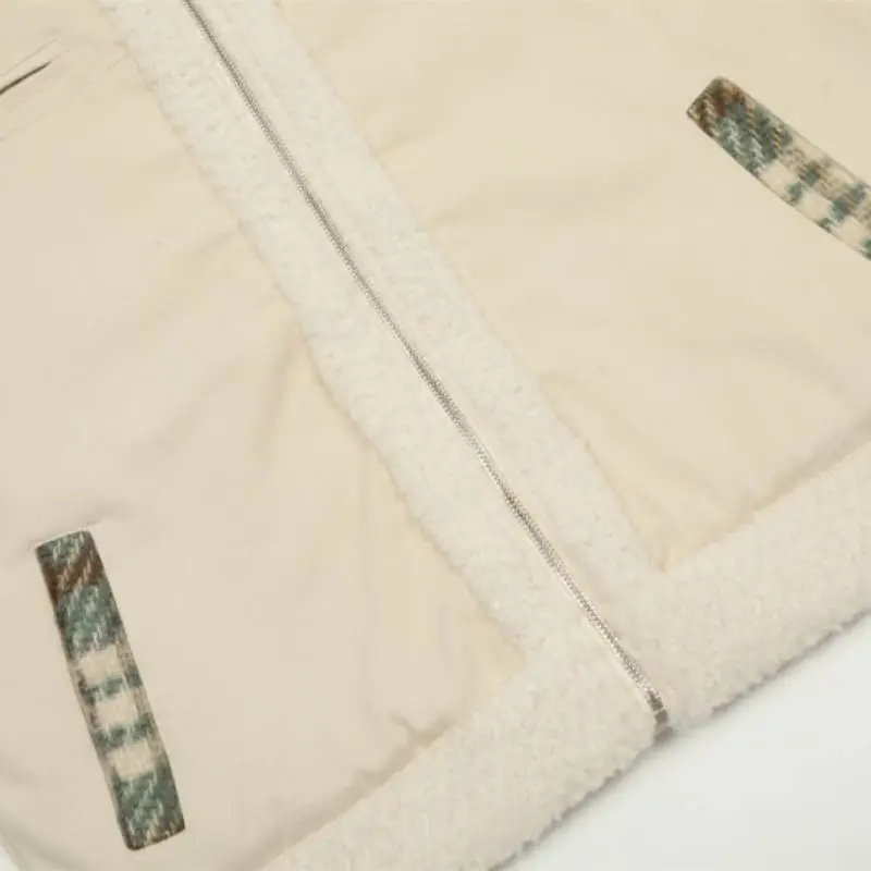 Simple Contrast Color Quilted Jacket-5