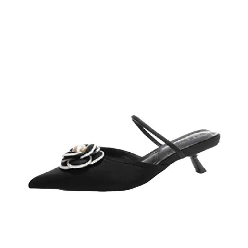 Retro Pearls Mules