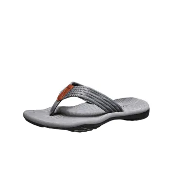 Fashionable Simple Flip Flops