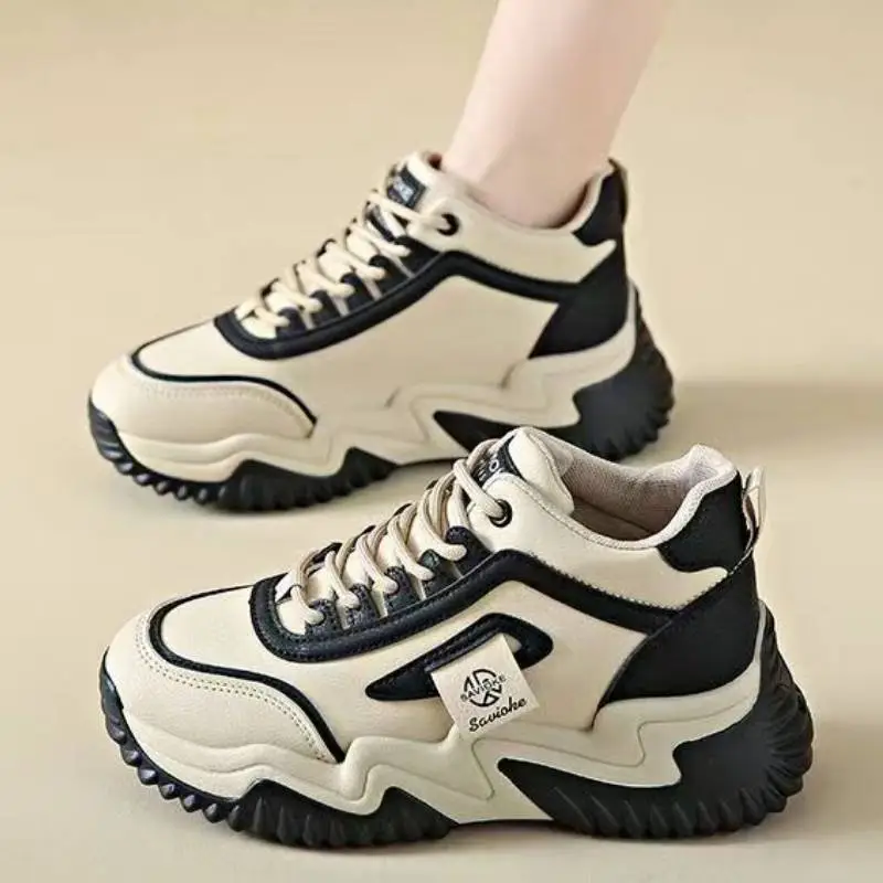 Fashionable Simple Lifestyle Shoes-4
