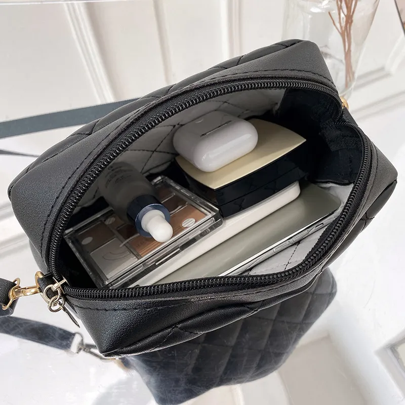 Simple Casual Crossbody Bag-3