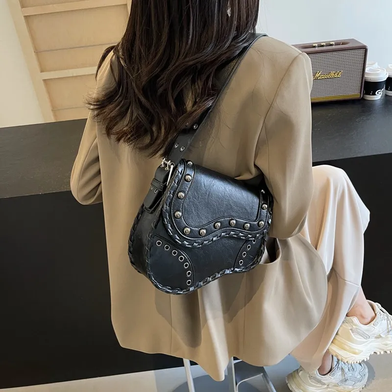 Punk Plain Shoulder Bag-1