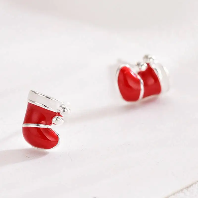 Simple Basics Ear Stud-1
