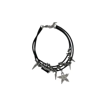 Basics Skull Necklace Man