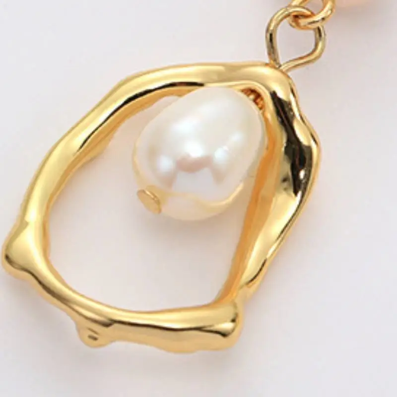 Fashionable Metal Earring-1