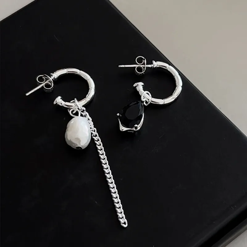 Fashionable Pearls Water Drop Earring-4