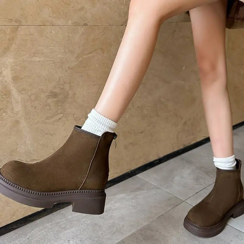 Simple Basics Ankle Boots-1