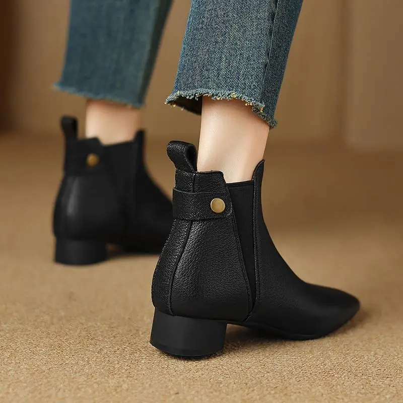 Simple Maximum Comfort Ankle Boots-1