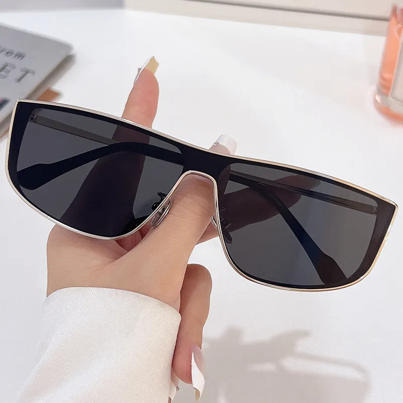 Fashionable Outdoor Sunglasses-4
