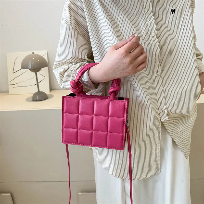 Fashionable Simple Crossbody Bag-4