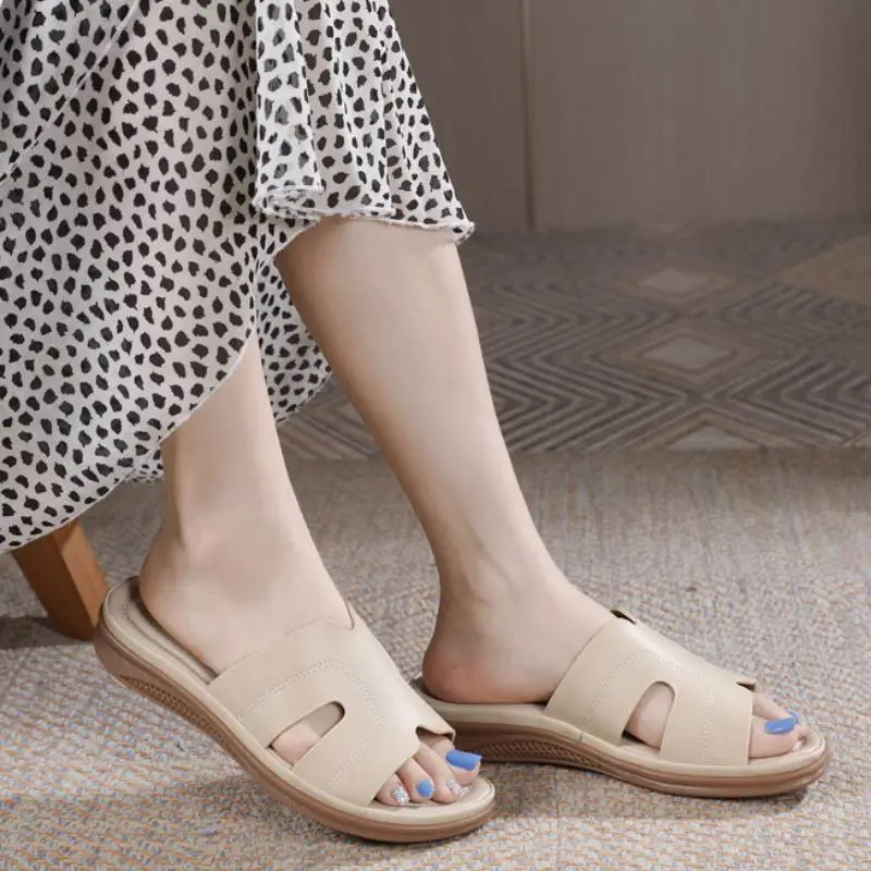 Retro Plain Flip Flops-2