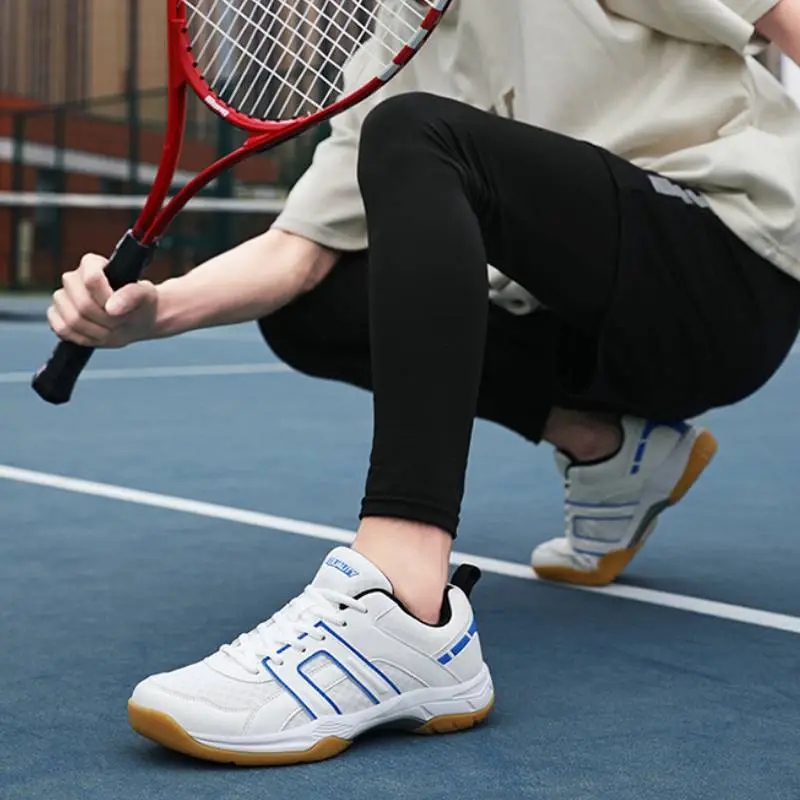 Sporty Breathable Badminton Shoes-6