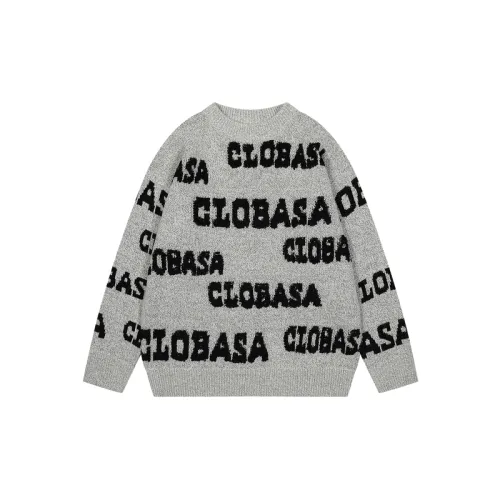 This t-shirt from Calvin Klein Jeans brings a bold yet minimal look to your little kids wardrobe
