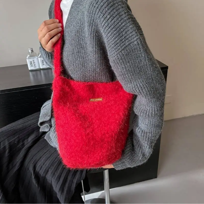 Fashionable Simple Crossbody Bag-1
