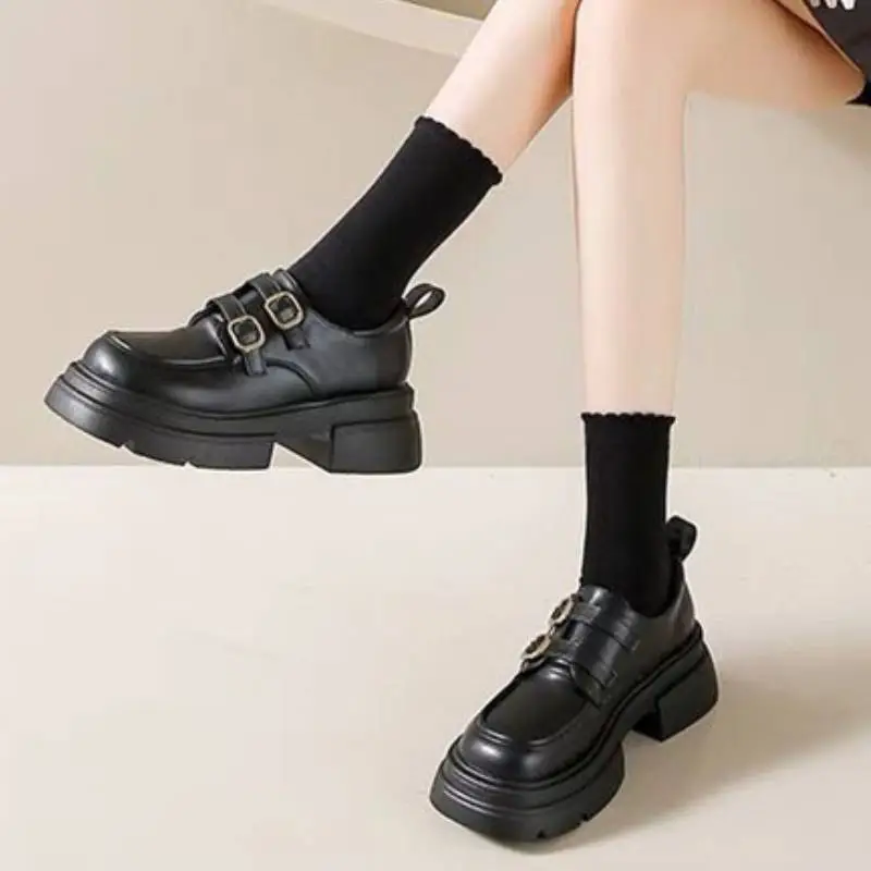 Basics Simple Loafer-4