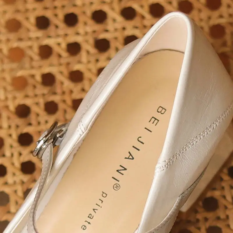 Elegant Contrast Color High Heels-6