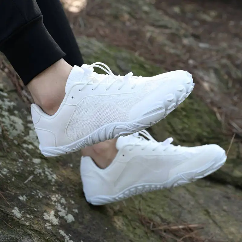 Casual Breathable River Trekking Shoes-1