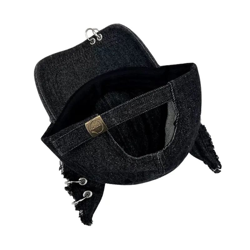 Fashionable Basics Peaked Cap-1