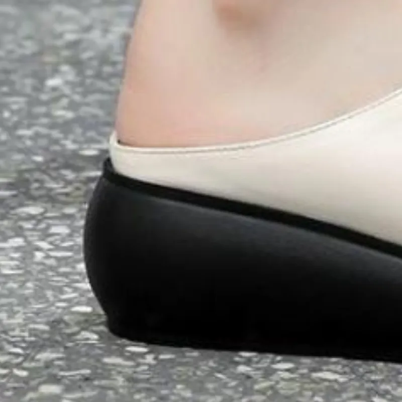 Fashionable Simple Flip Flops-4