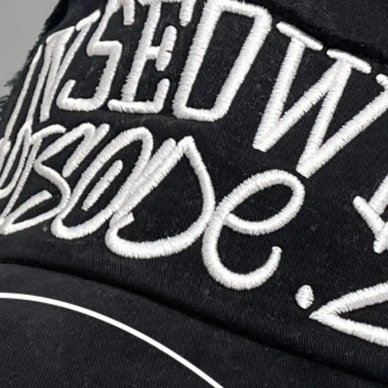 Simple Fashionable Peaked Cap-3