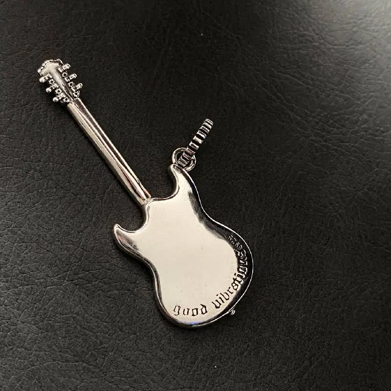 Retro Fashionable Necklace / Pendant Unisex-1