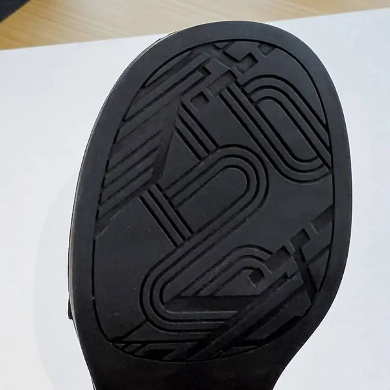 Fashionable Simple Loafer-2
